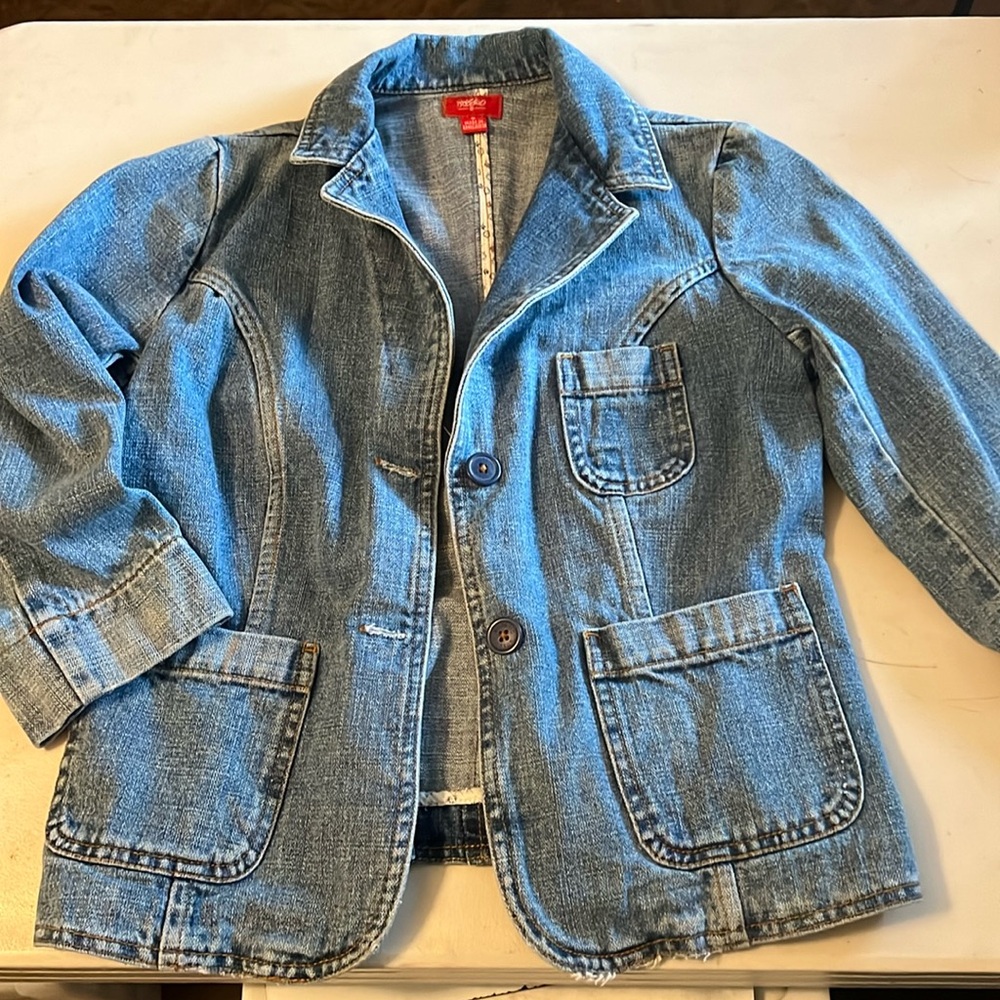 Tailored denim jacket